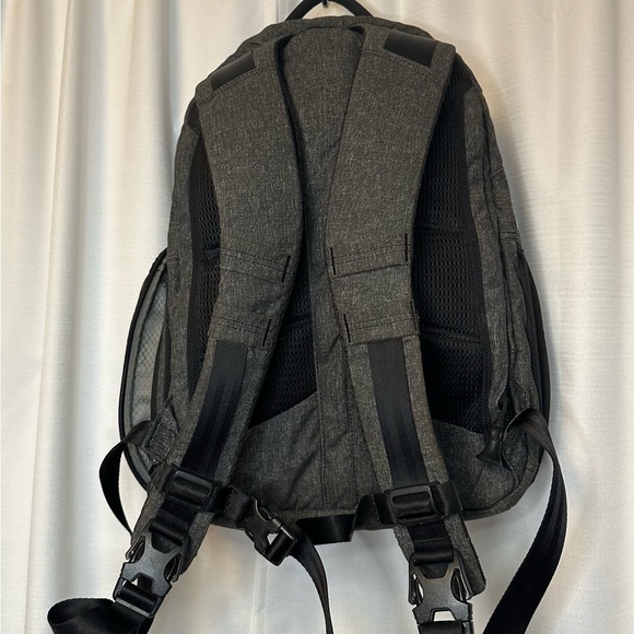 MAXPEDITION ENTITY 21L CCW-ENABLED EDC BACKPACK CHARCOAL Gray Durable Kodra - Picture 7 of 13